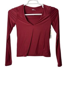 NWT Smoothiez by Aerie Size Medium Long Sleeve Top Shirt Blouse Red V Neck